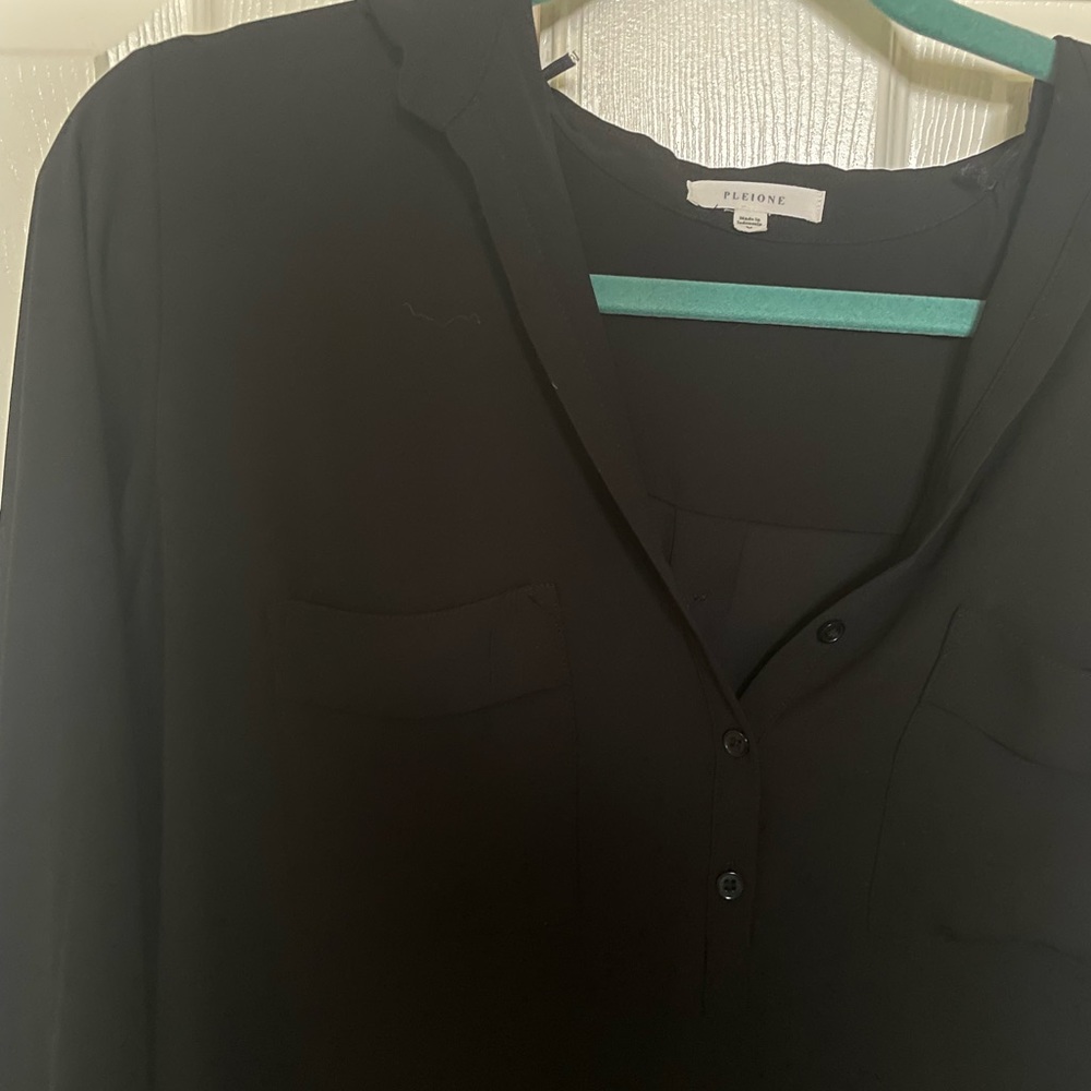 PLEIONE black blouse